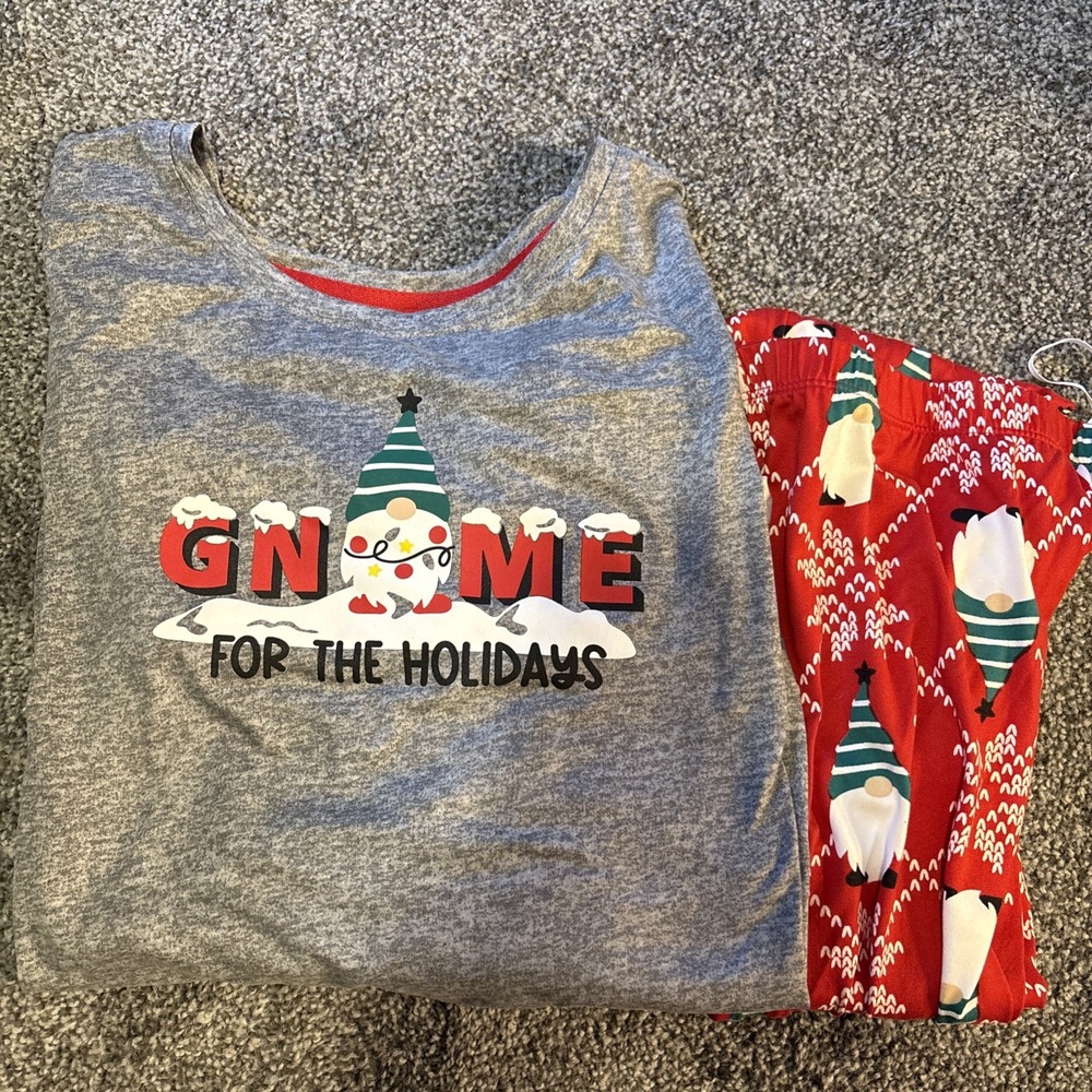 Secret Treasures Womens Lightweight Holiday Christmas 2pc Pajama Set Gnome NEW M